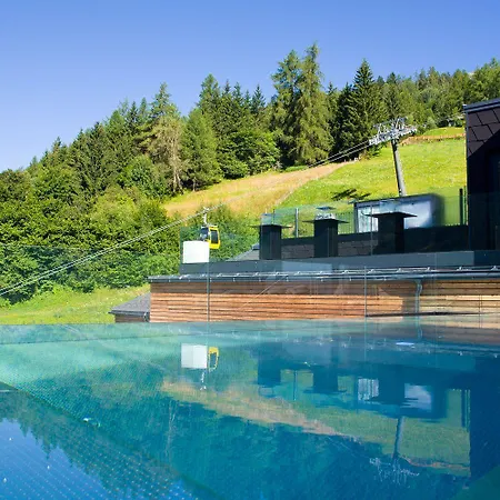 Liftplatzl ザンクト・ミヒャエル・イム・ルンガウ