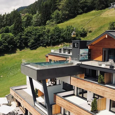 Liftplatzl ホテル ザンクト・ミヒャエル・イム・ルンガウ